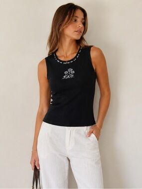 Koret Petite Embroidered Palm Tree Embellished Sleeveless Top Size Small